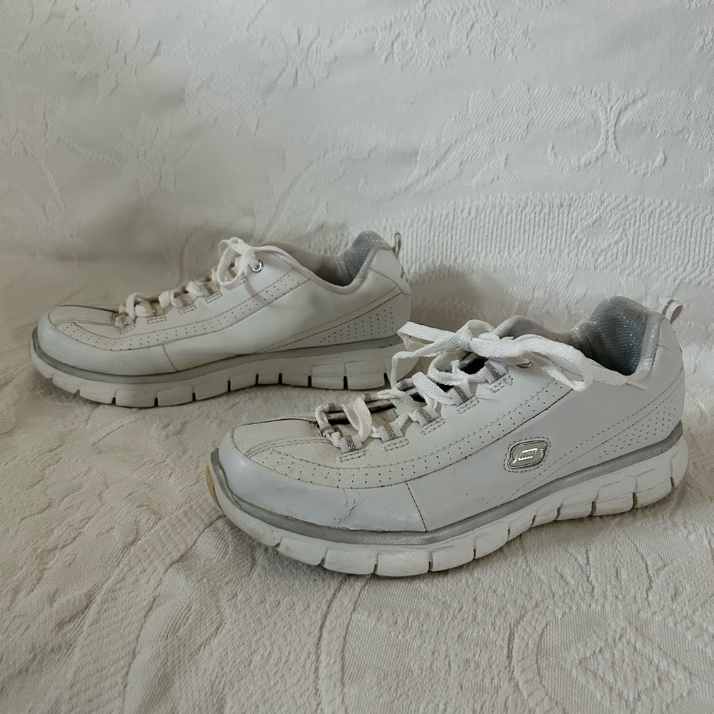 Skechers Flex Elite White Leather Sneakers